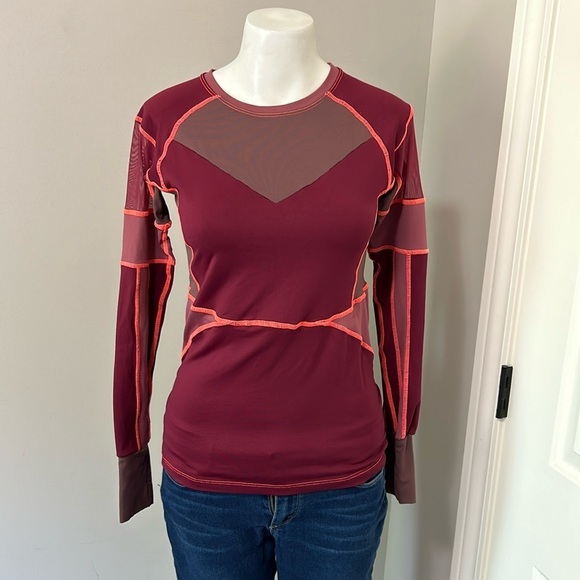 MAAJI Top Long Sleeve Shirt Mesh Crewneck Thumb Holes Maroon Orange Sz S - Picture 1 of 11